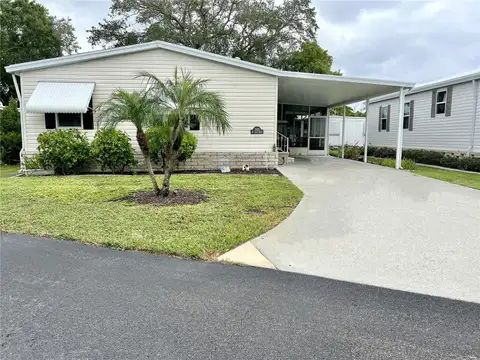 7107 MOUNT ESSEX DR NE #520 — home for sale