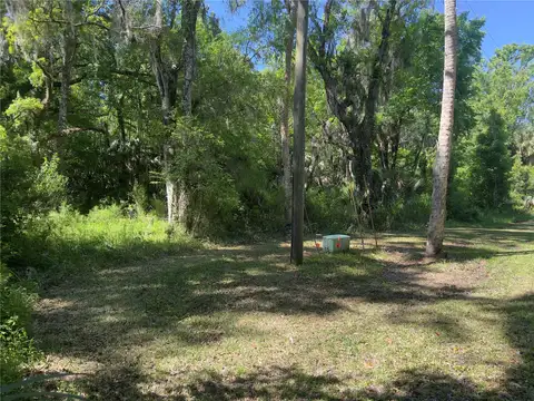 332 NW CRYSTAL ST — home for sale