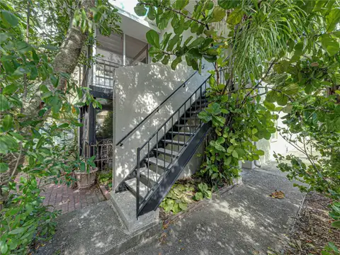 1011 S MOODY AVE #32 — home for sale