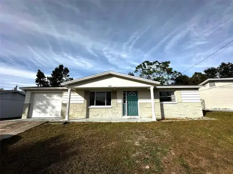 5027 FARLEY DR — home for sale