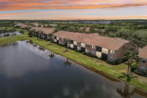 1003 FAIRWAYCOVE LN #201 — home for sale