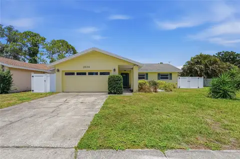 1634 DALE CIR N — home for sale